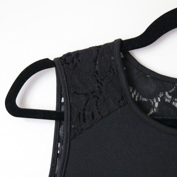 Women's Sleeveless Black Lace Back Dress Size Small - Picture 5 of 6